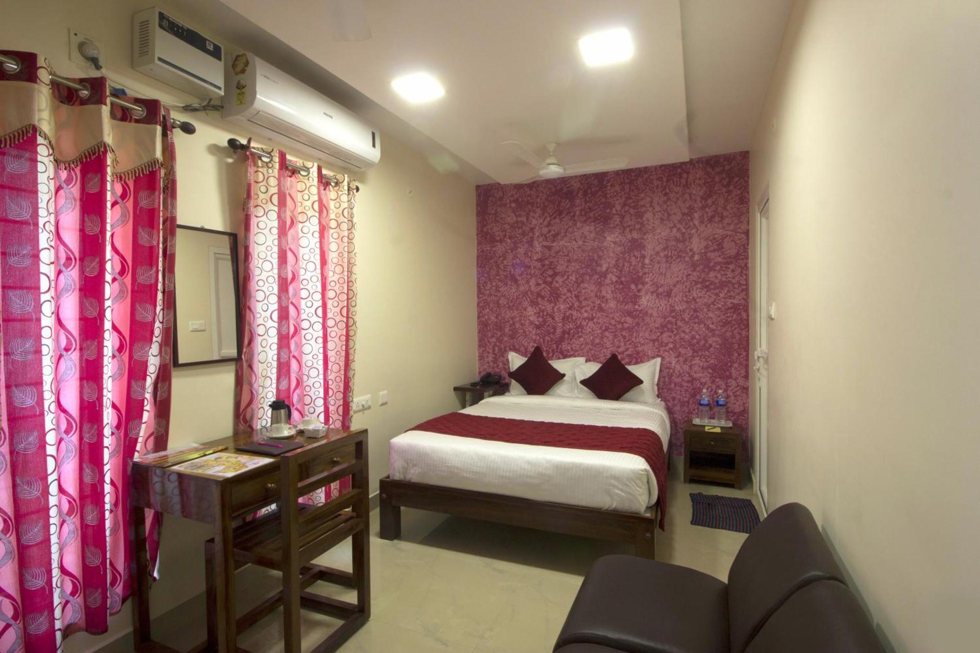 Serenity Sands Beach Resort Pondicherry Exterior foto