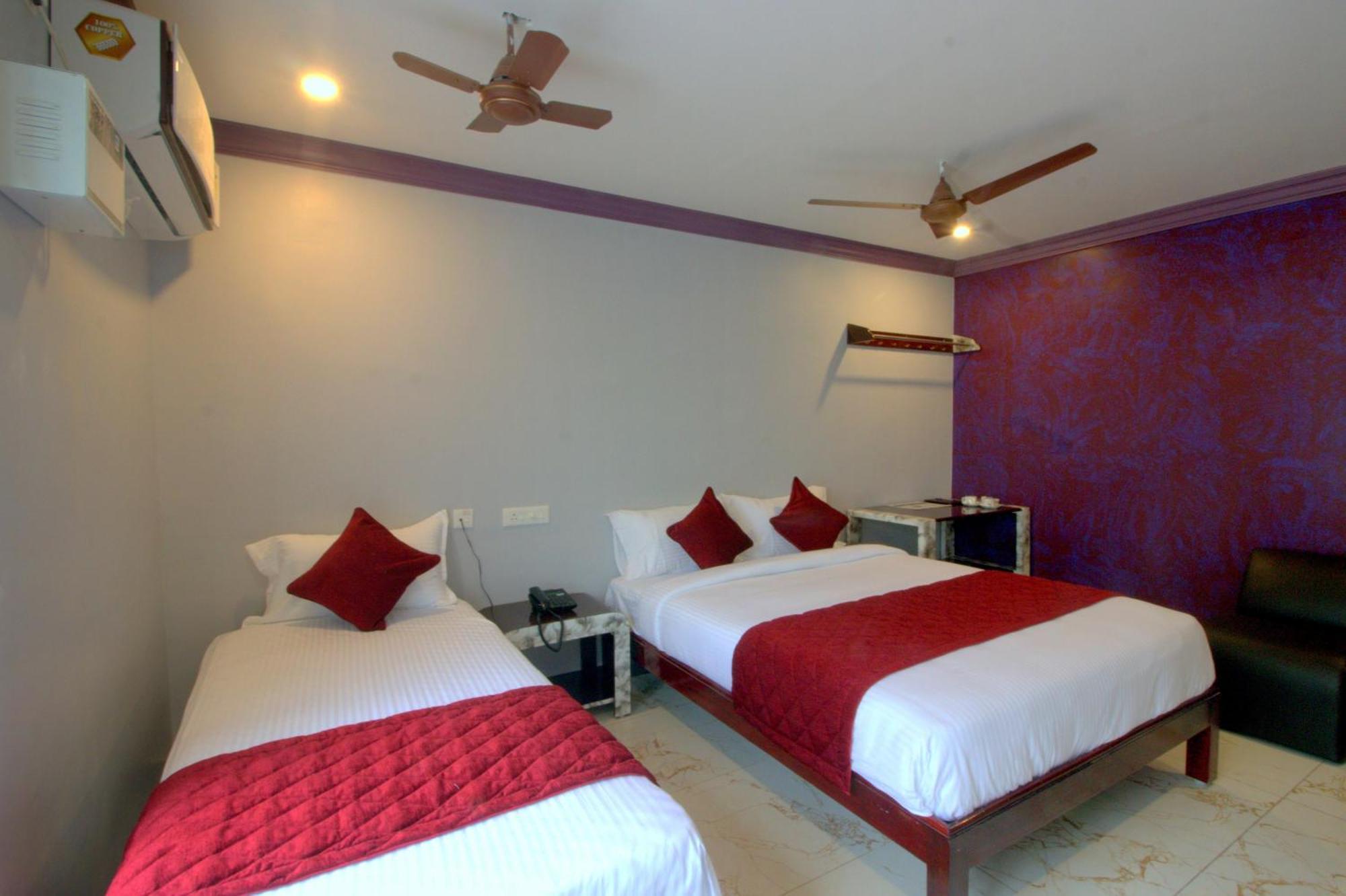Serenity Sands Beach Resort Pondicherry Exterior foto