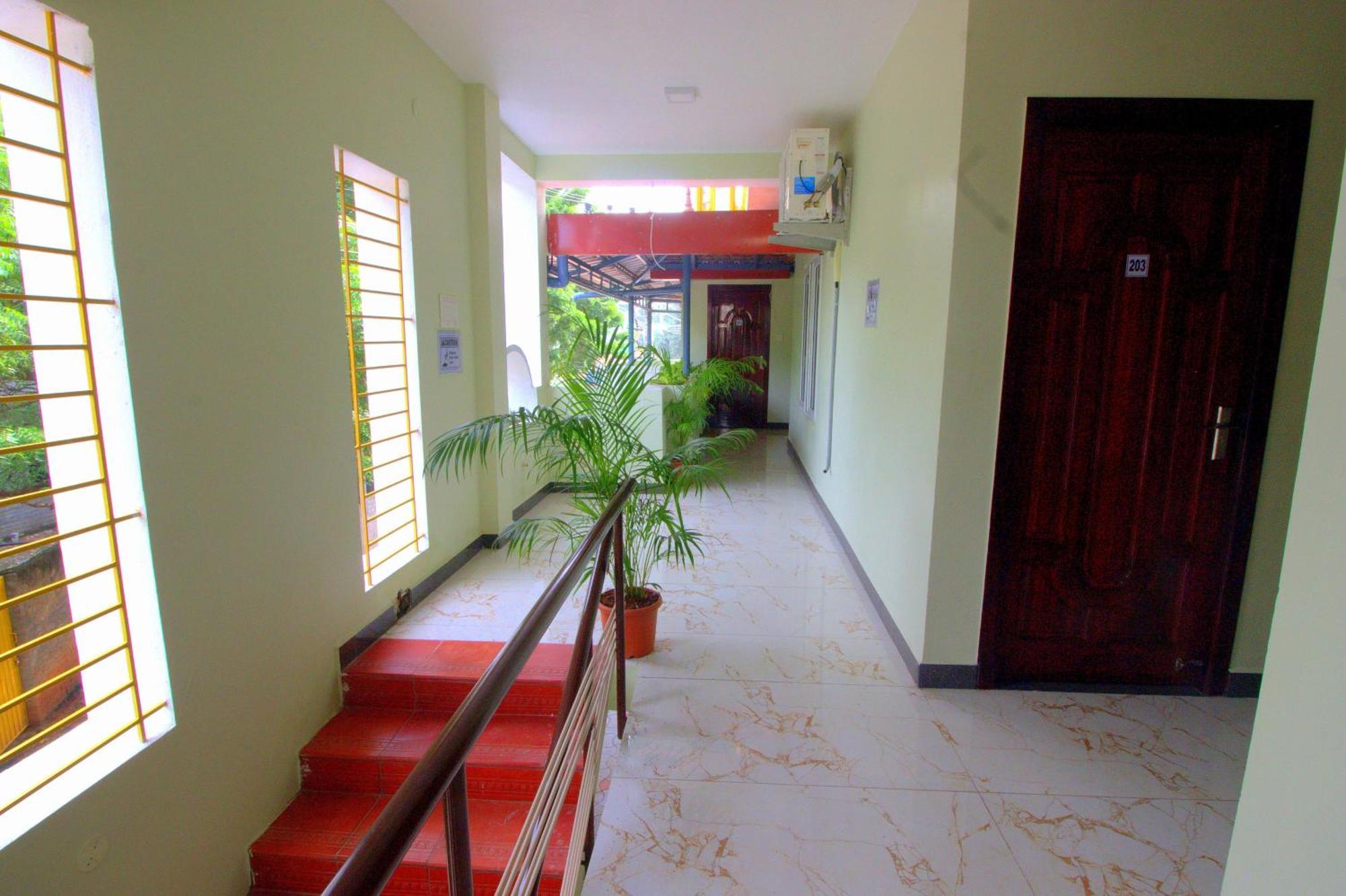 Serenity Sands Beach Resort Pondicherry Exterior foto