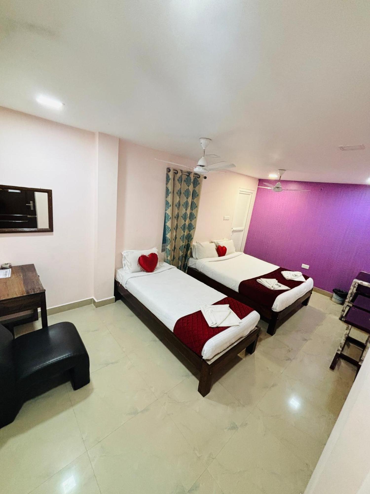 Serenity Sands Beach Resort Pondicherry Exterior foto